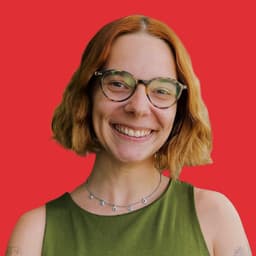 Rafaela Tabasnik headshot